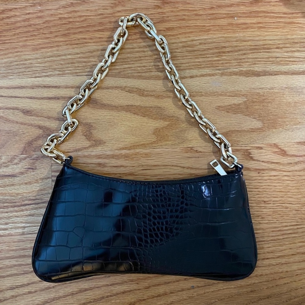 Zara Black and Gold Shoulder Bag with Modern Chain